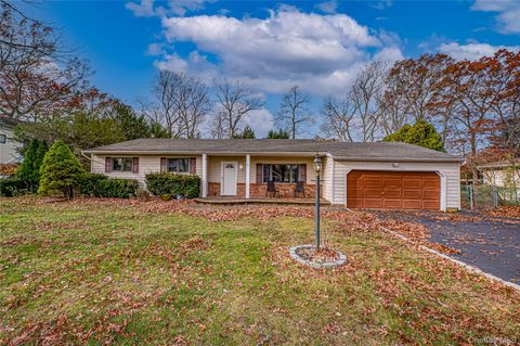 Photo of 4 Debra Drive, Nesconset, NY 11767 (MLS # 936755)