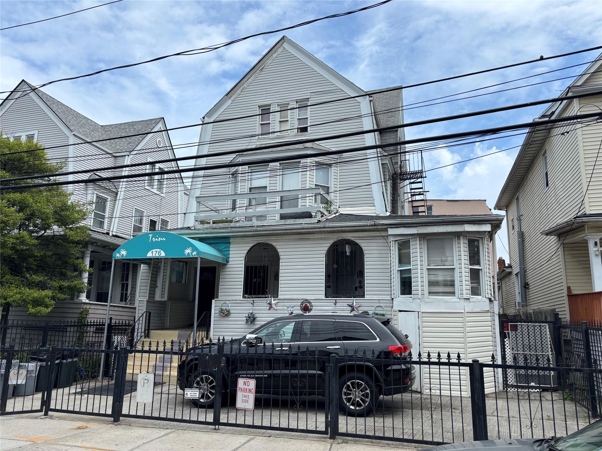 Property for Sale at Beach 115th Street, Rockaway Park, Queens, NY - Bedrooms: 8 
Bathrooms: 4  - $899,000
