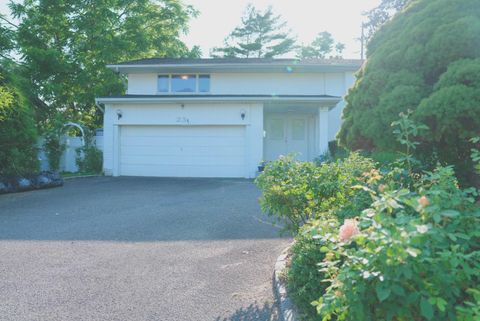 23 Clinton Lane Jericho NY 11753