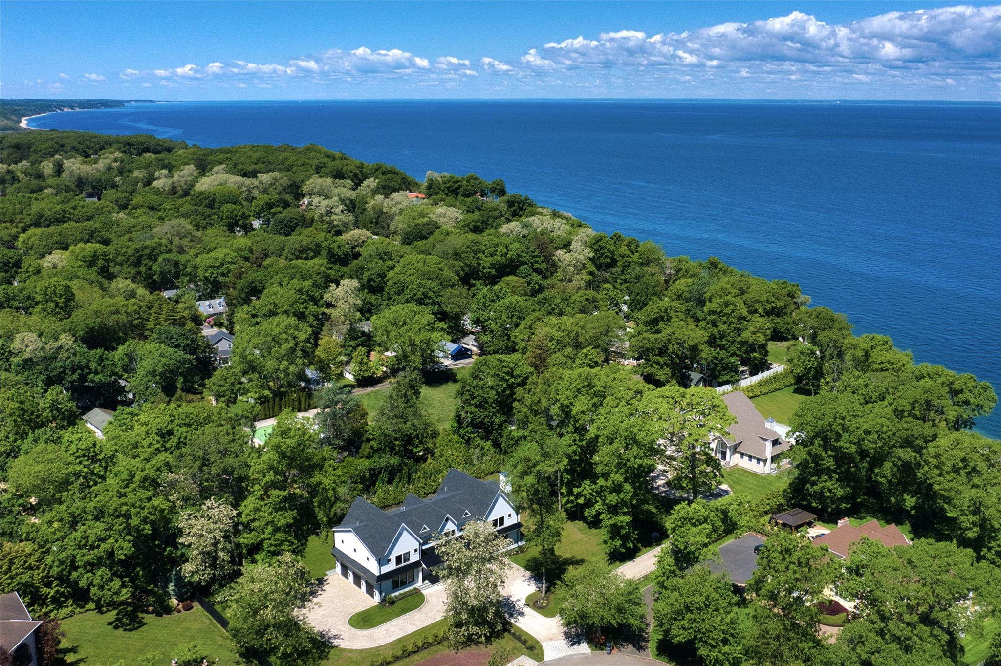 110 Crescent Court, Wading River, New York image 1