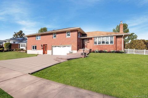 780 Regent Drive, Westbury, NY 11590 - MLS#: 957267