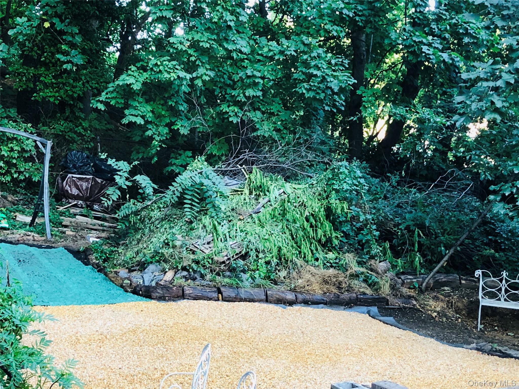 1673 Northern Boulevard