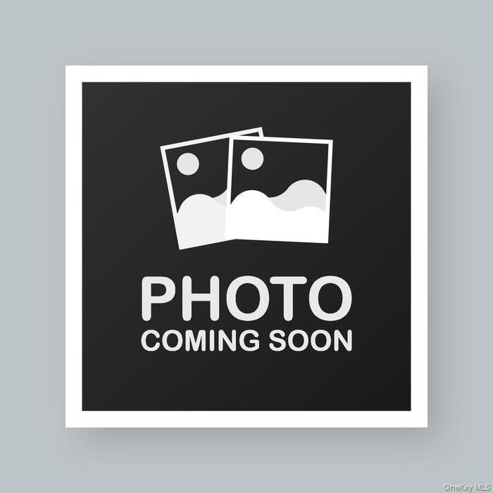 Photo of 6 Regal Lane, Levittown, NY 11756 (MLS # 1022224)