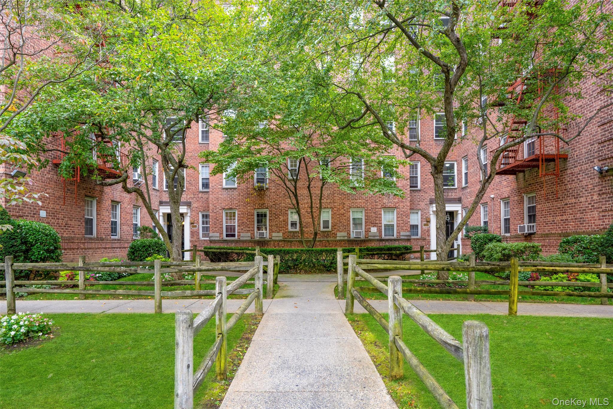 766 Bronx River Road B18