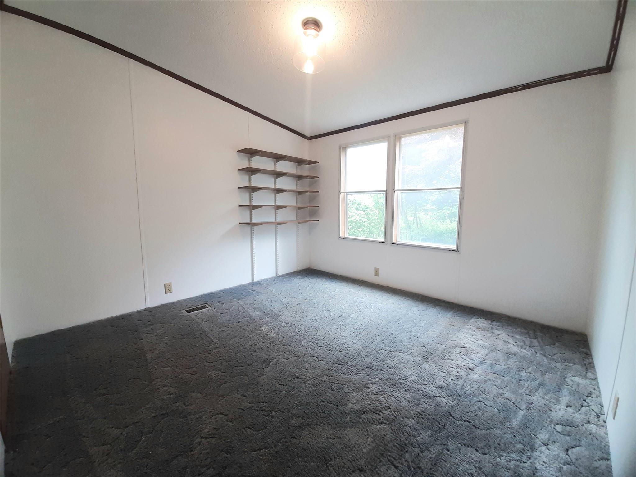 13 Pine Street, Hudson, New York image 16