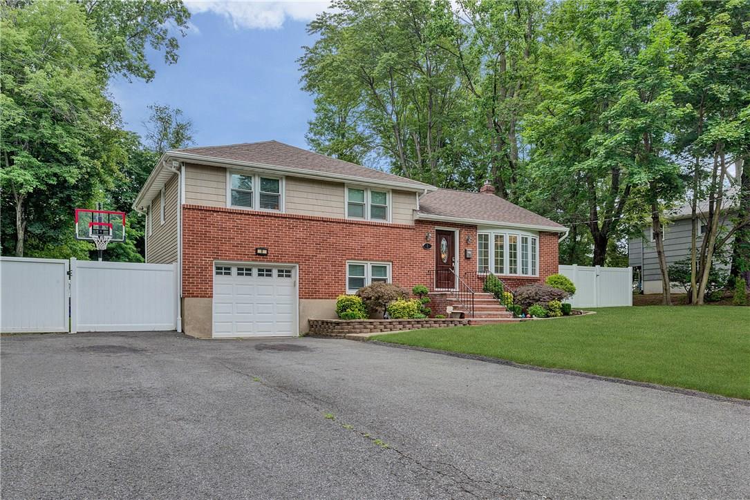 8 Birchwood Terrace, Nanuet, New York image 2
