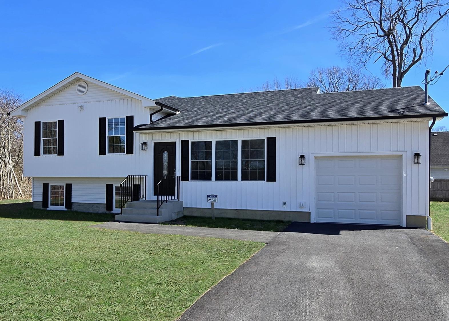 68 Ostend Circle, Shirley, New York image 1