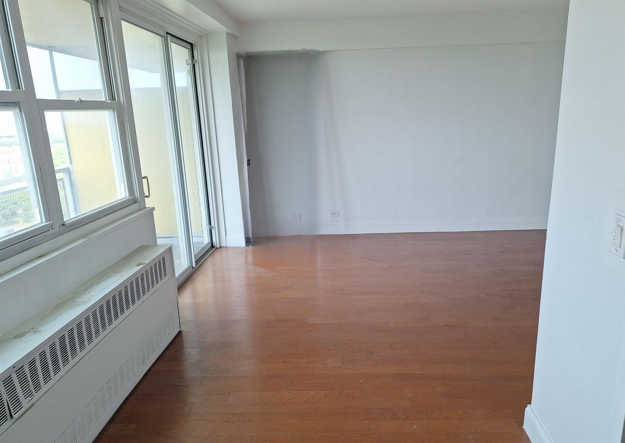 825 Morrison Avenue 16M