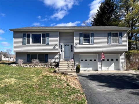 Homes For Sale - 16 Darlene Drive<br/> Poughkeepsie, NY 12601