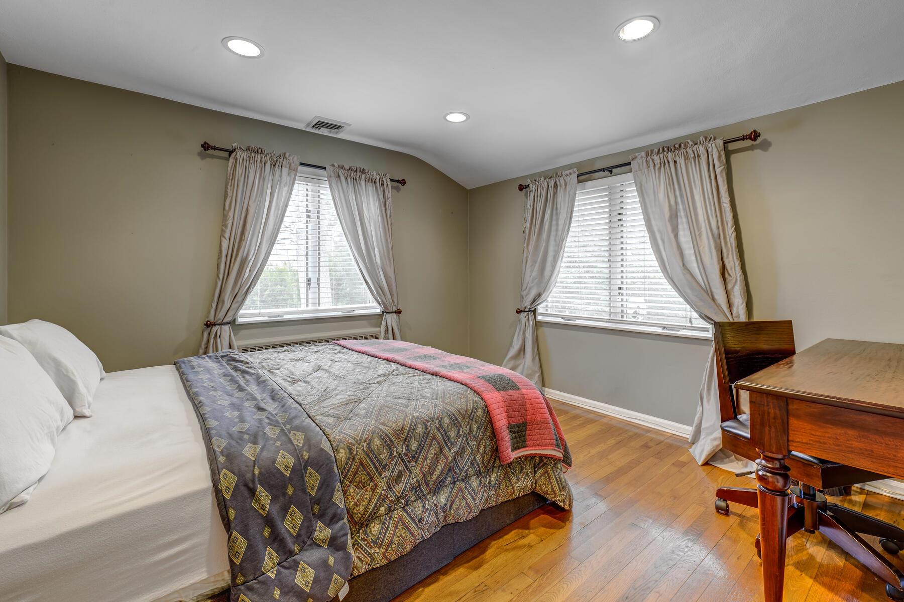 3 Orchard Lane, Sea Cliff, New York image 15