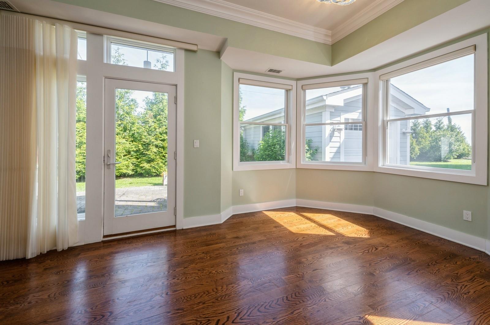13 Island Point #13, Bronx, New York image 2