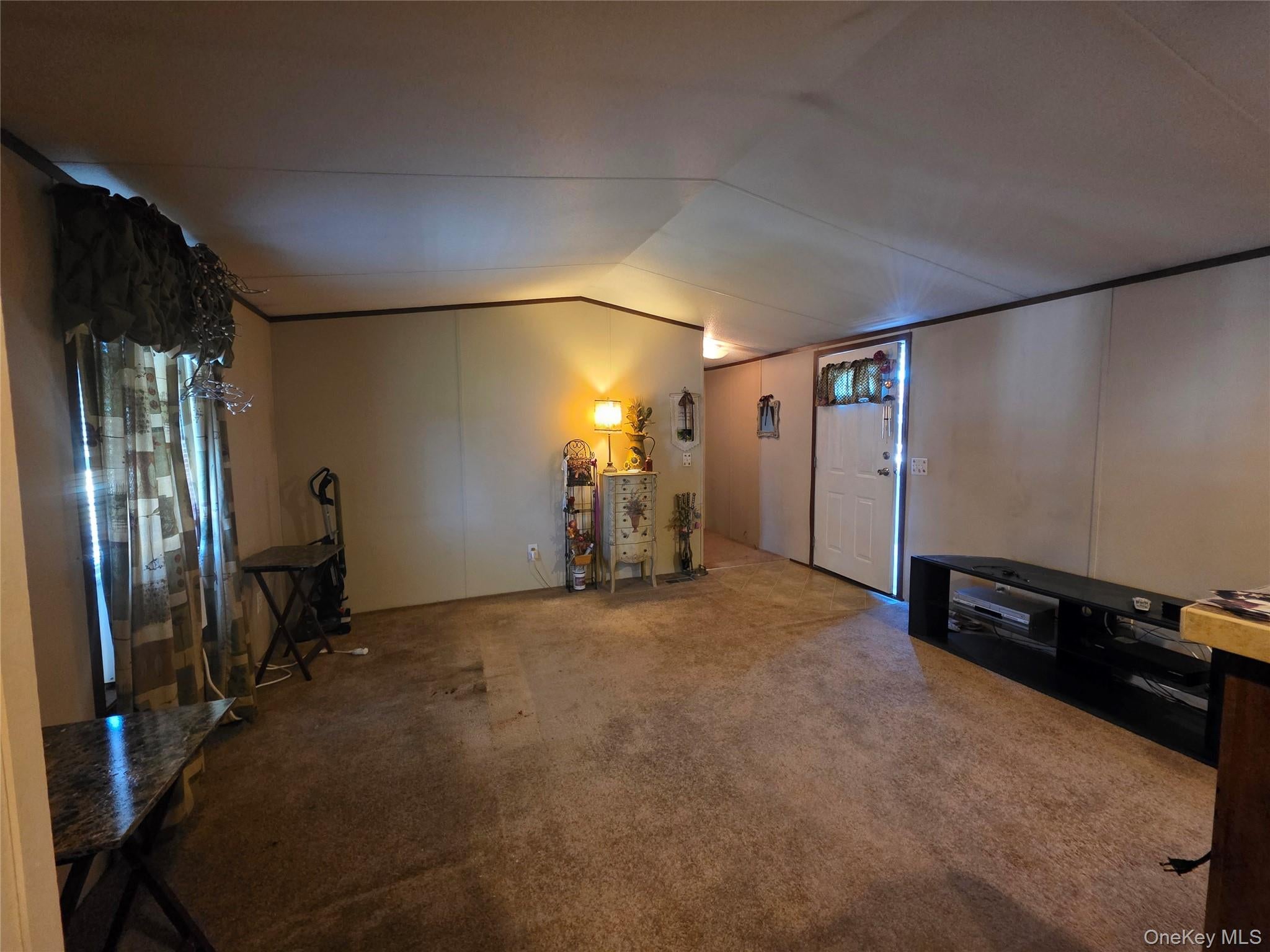 37 Hubbard Avenue 12
