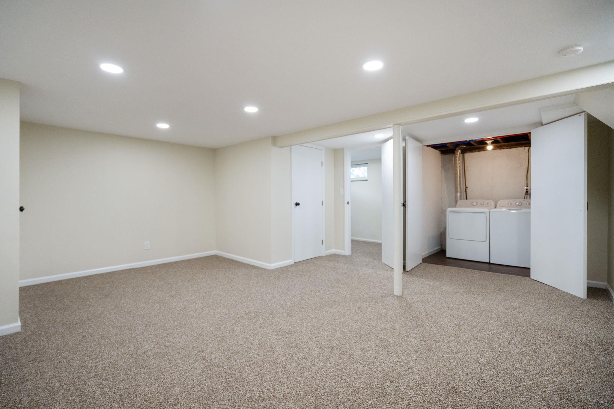 60 Block Boulevard, Massapequa Park, New York image 15