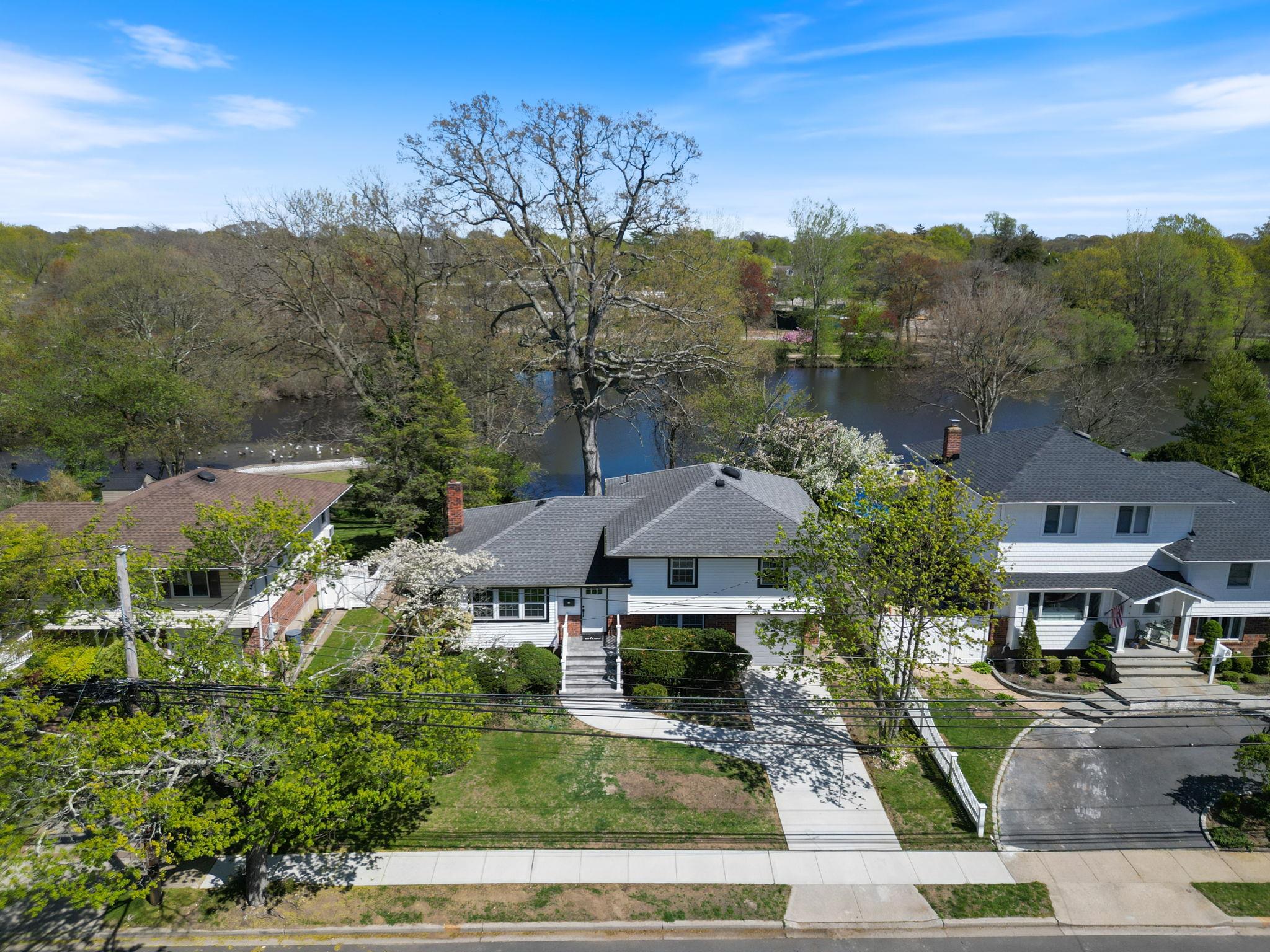 60 Block Boulevard, Massapequa Park, New York image 1