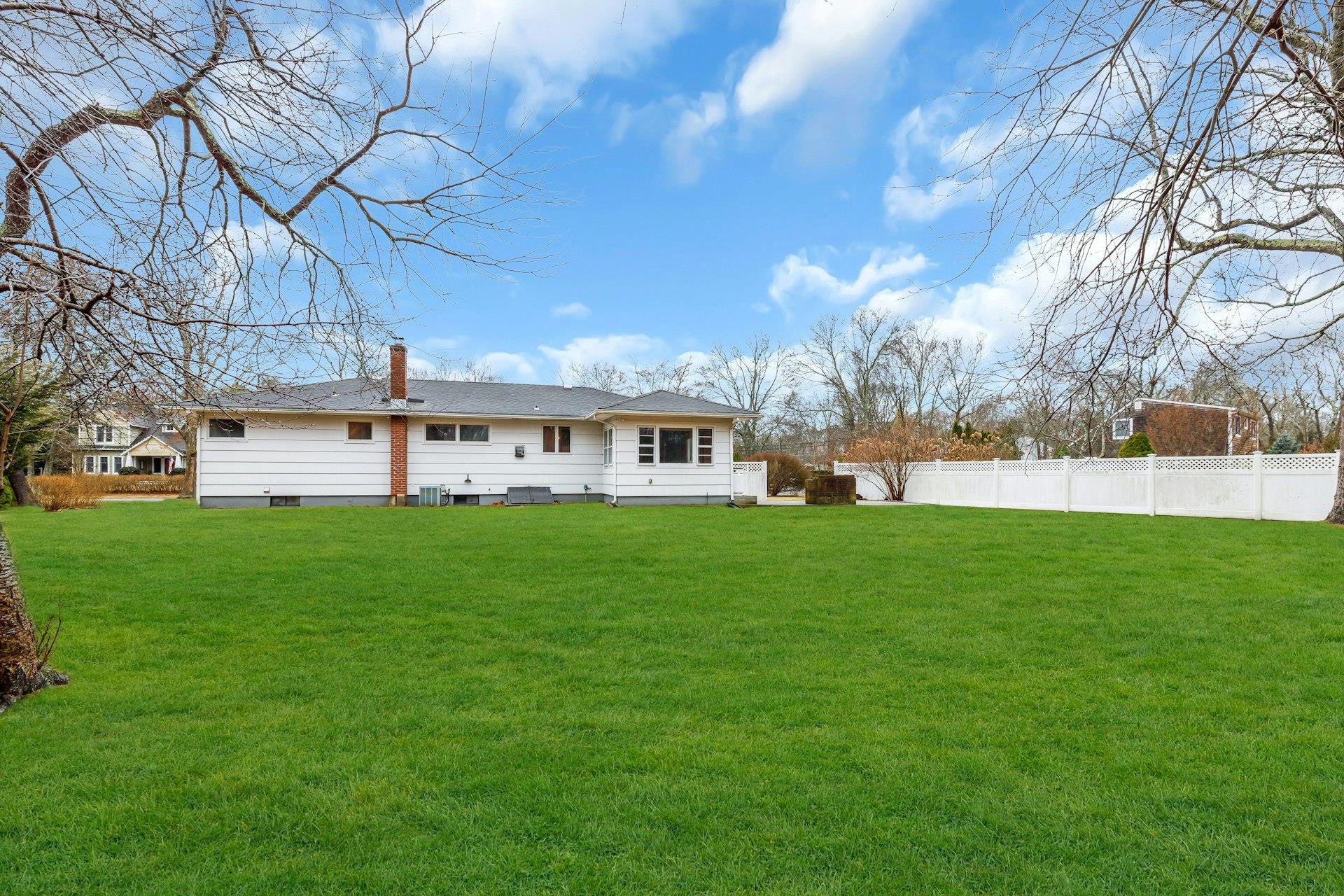 7 Howell Place, Speonk, New York image 18