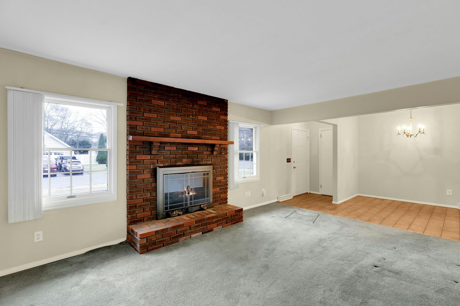 7 Howell Place, Speonk, New York image 4
