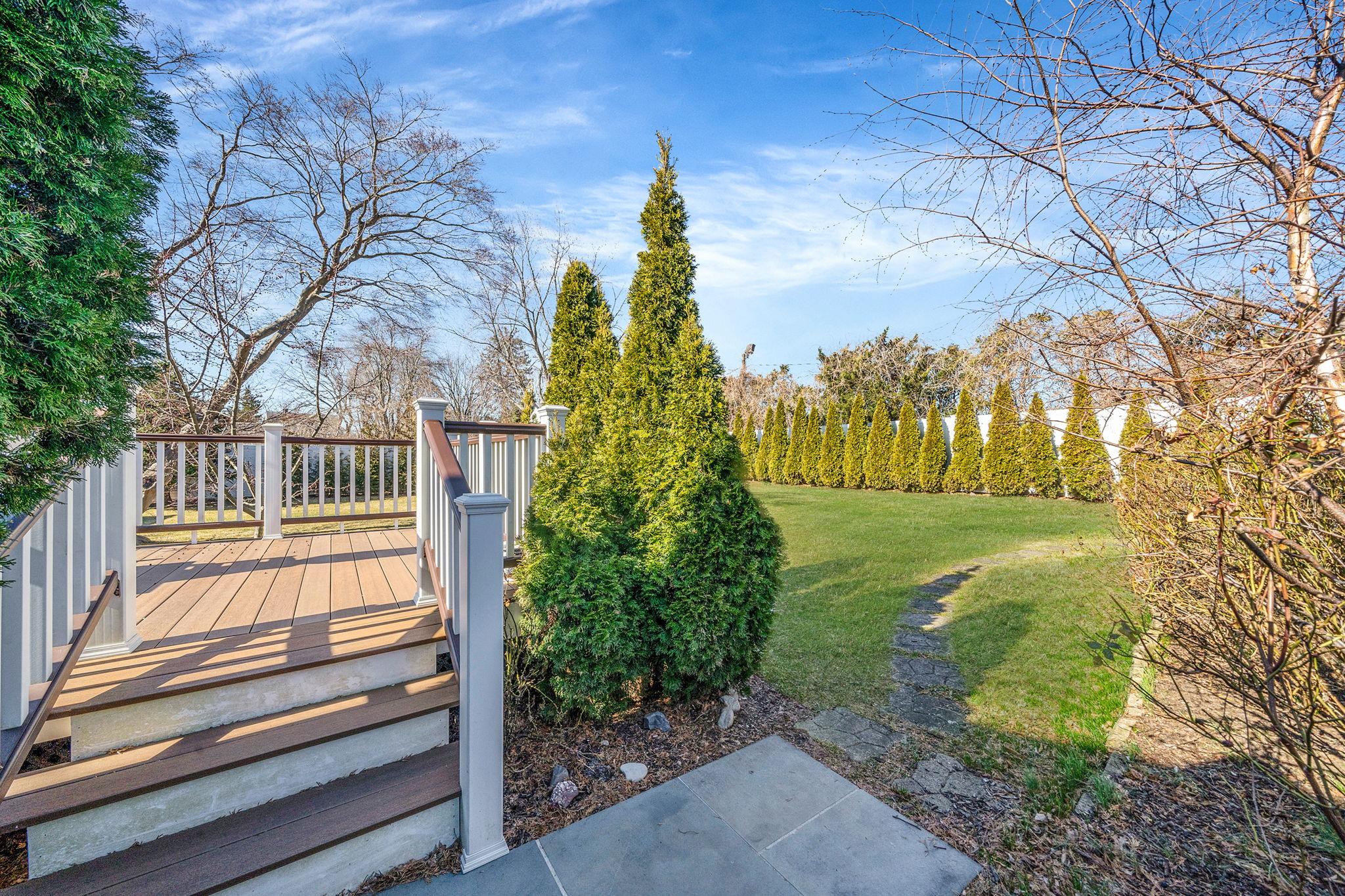 27 Central Street, Greenlawn, New York image 33