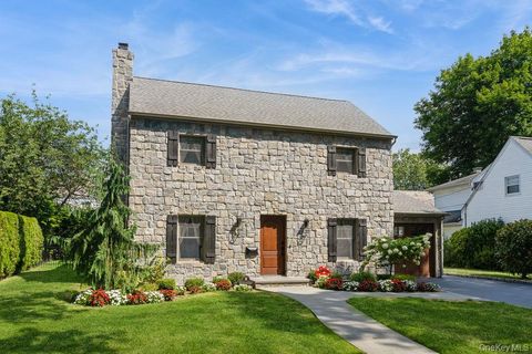 69 Kingsbury Road Garden City NY 11530