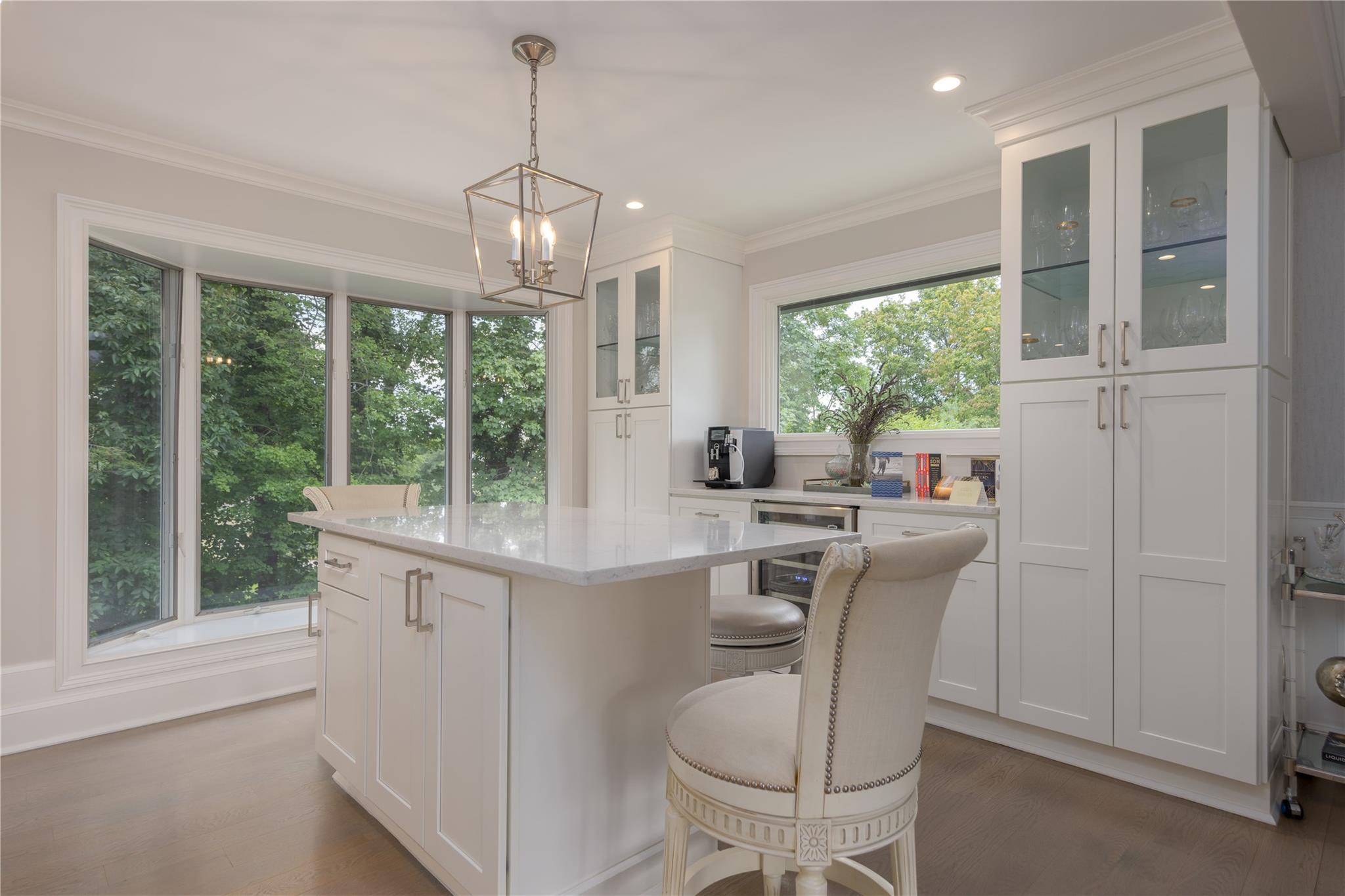 6 Hubbard Circle, Bronxville, New York image 9