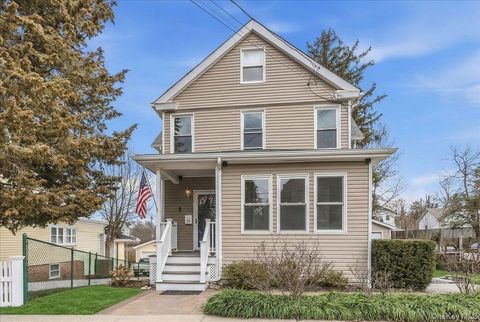 Multifamily For Sale - 75 Anstice Street<br/> Oyster Bay, NY 11771