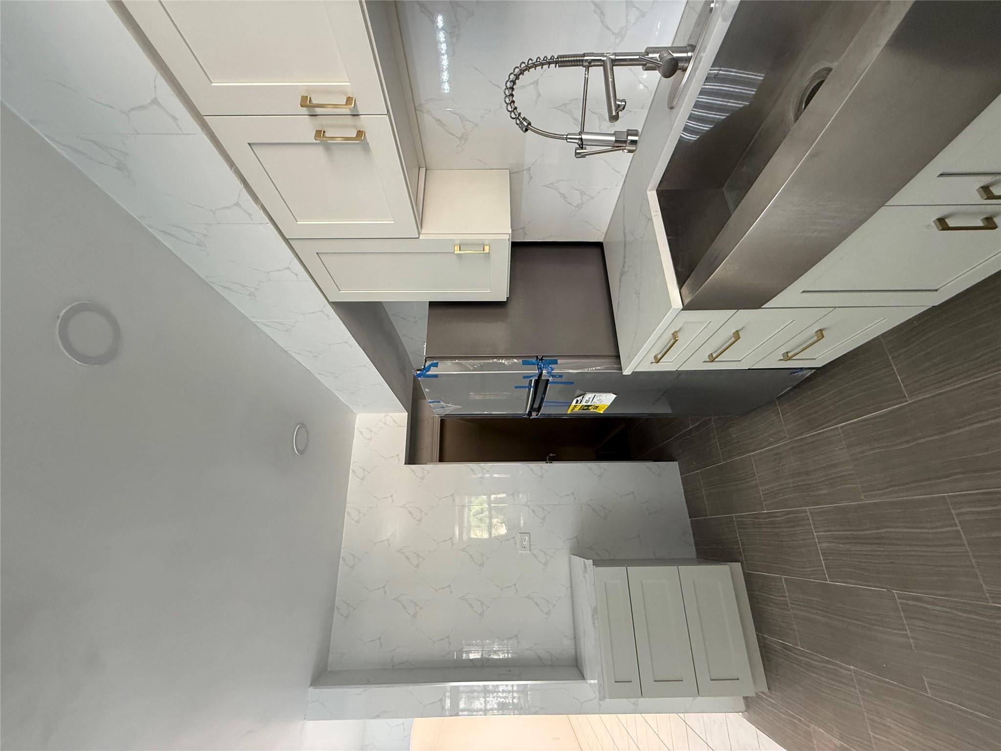 159-05 65th Avenue, Fresh Meadows, New York image 15
