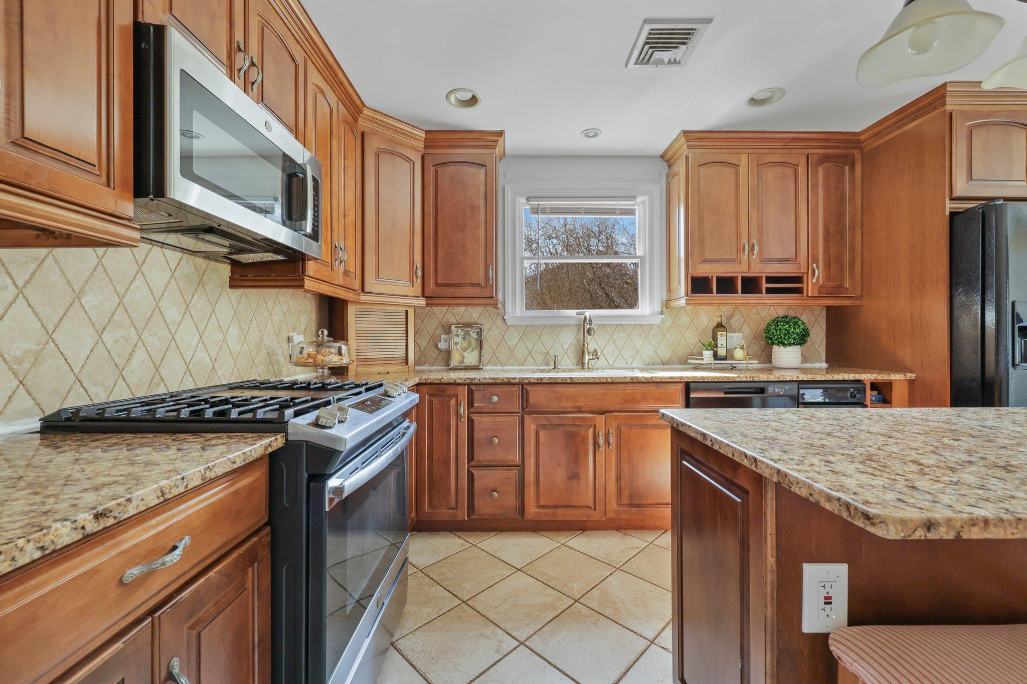 3 N Shenorock Drive, Yorktown Heights, New York image 7