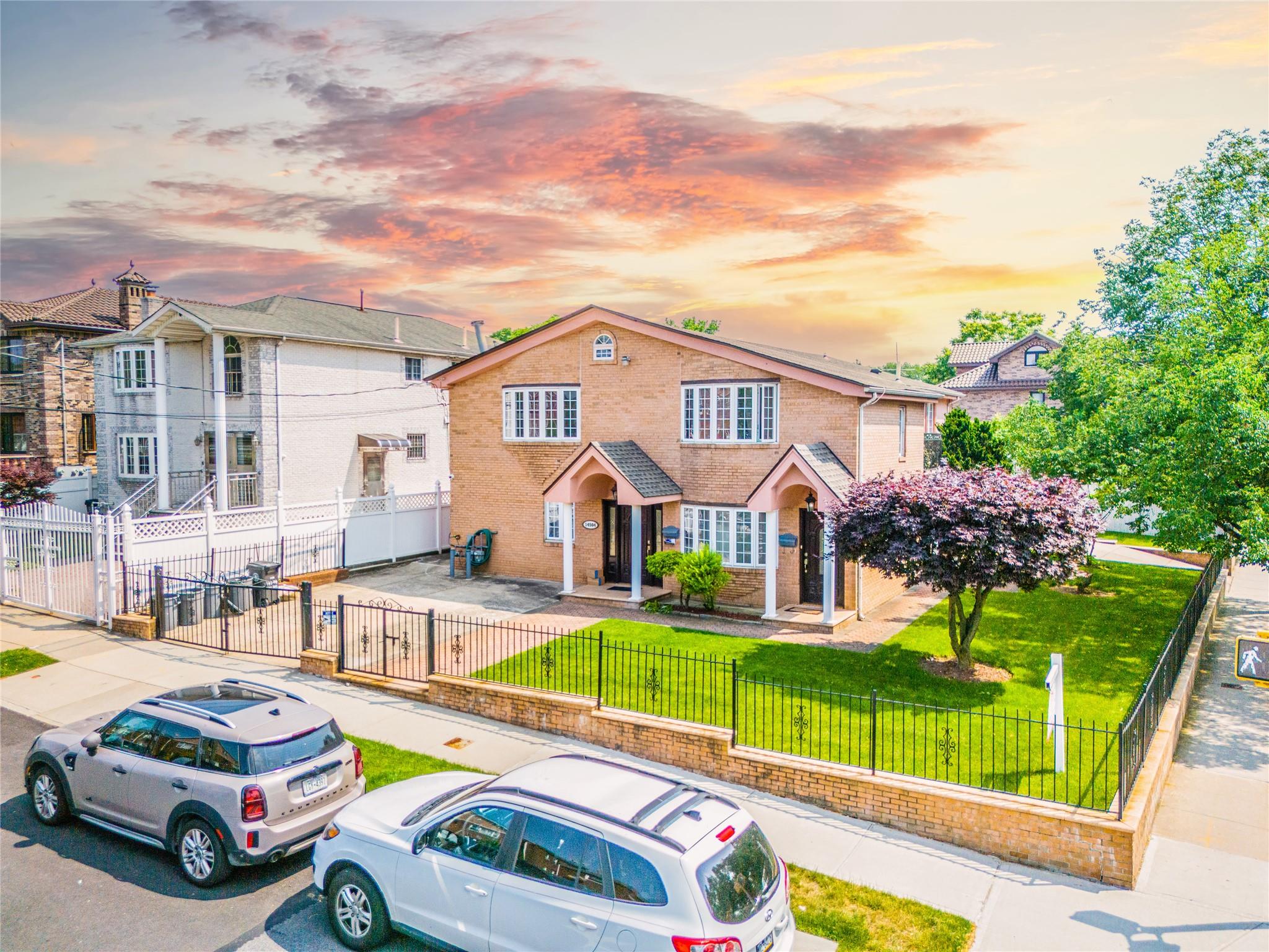 Property for Sale at 21 Avenue, Whitestone, Queens, NY - Bedrooms: 8 
Bathrooms: 6  - $2,180,000