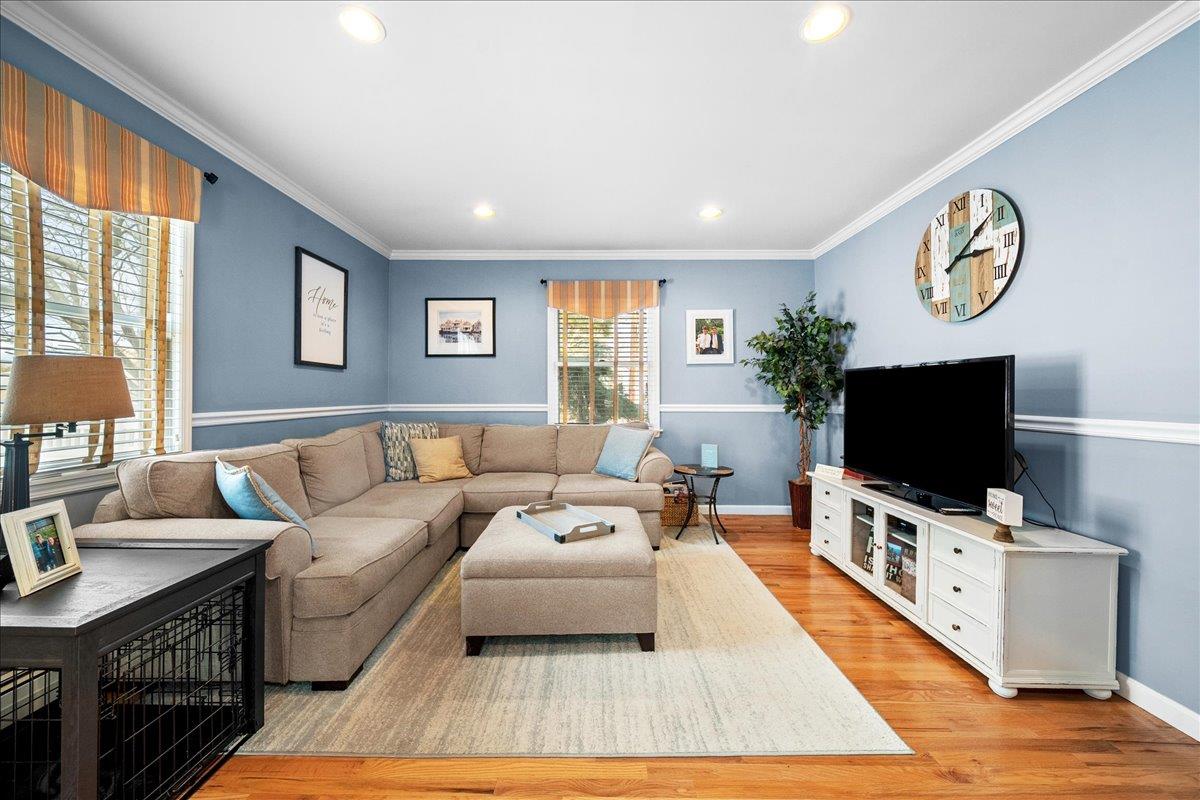 153 S Bayview Avenue, Amityville, New York image 18