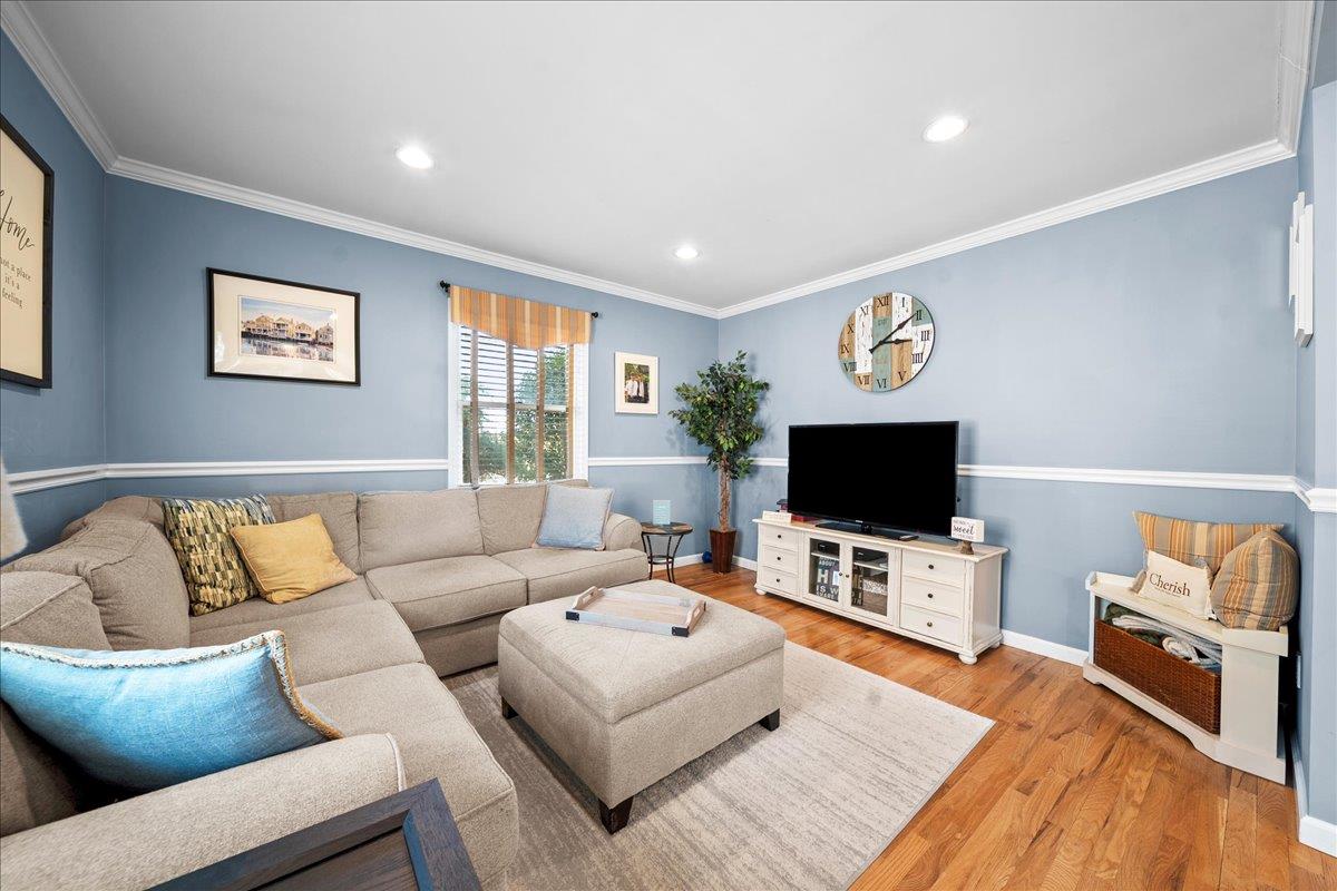 153 S Bayview Avenue, Amityville, New York image 16