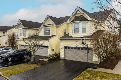 59 Woodside Knolls Drive Middletown NY 10940