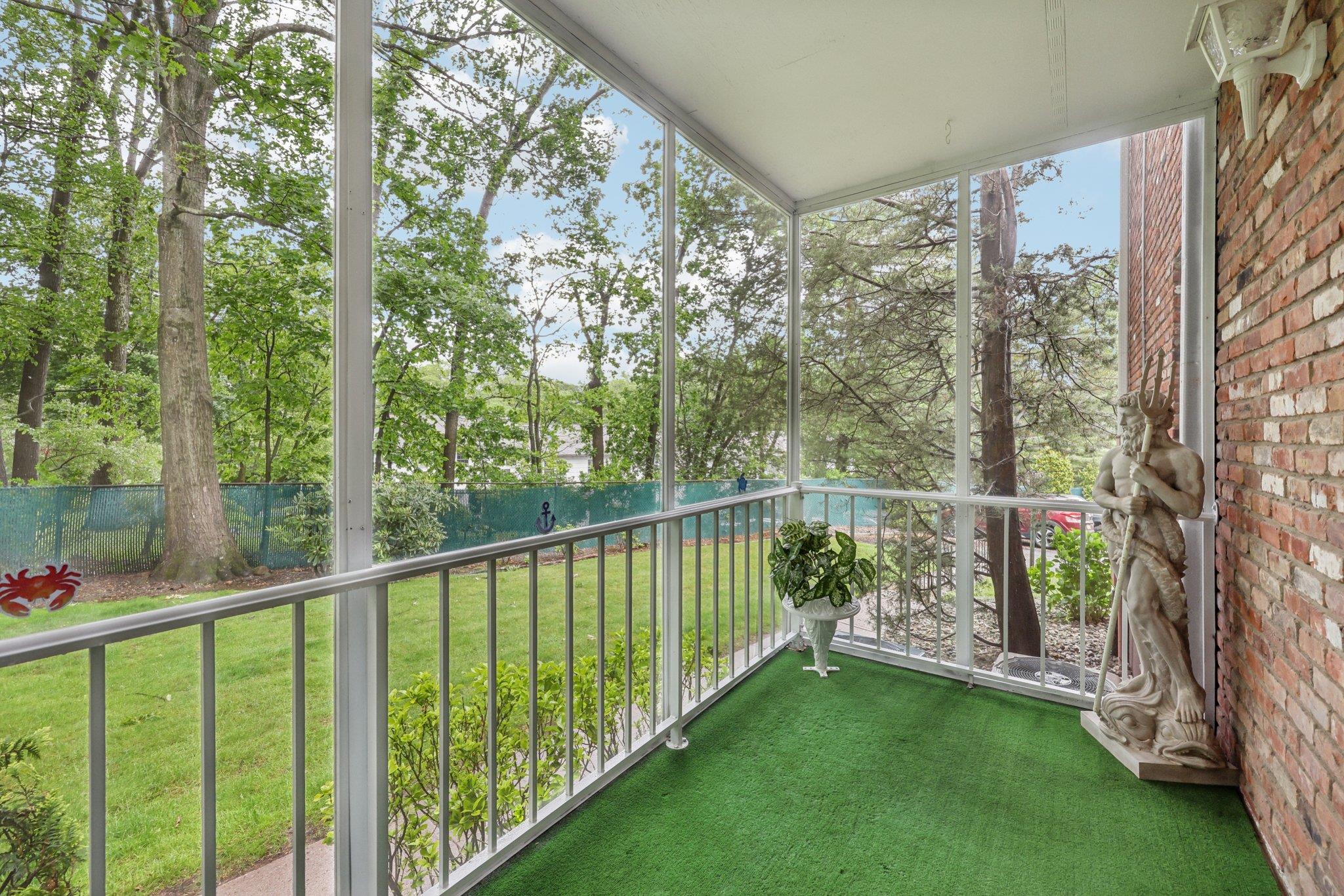 74 Bon Aire Circle #Q10, Suffern, New York image 10