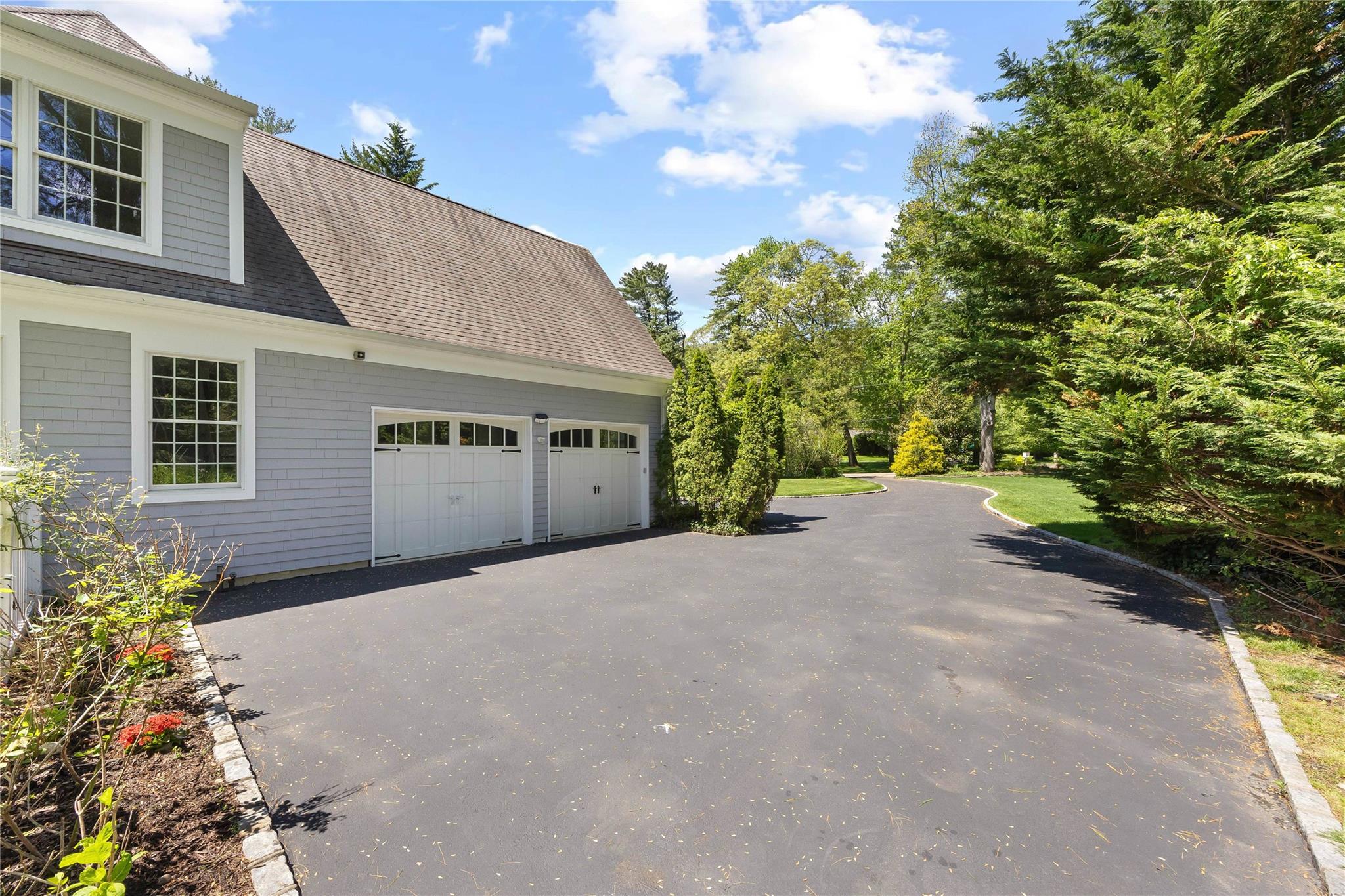 47 Valley Road, Old Westbury, New York image 33
