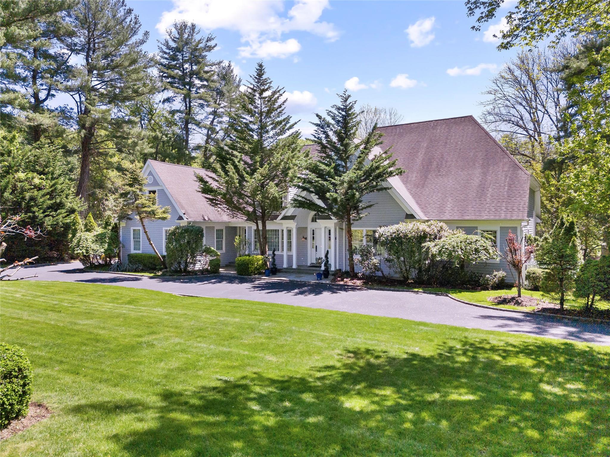 47 Valley Road, Old Westbury, New York image 3