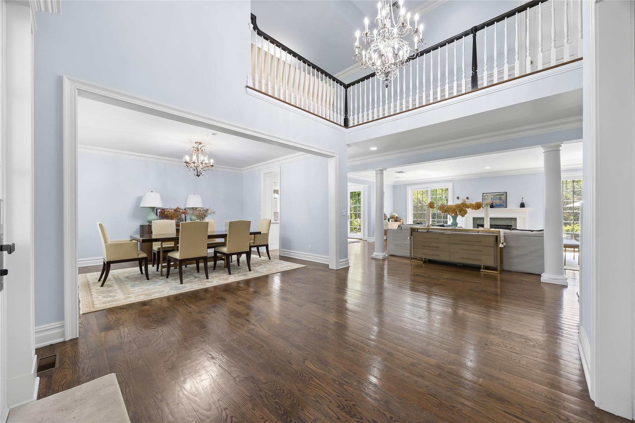 47 Valley Road, Old Westbury, New York image 5