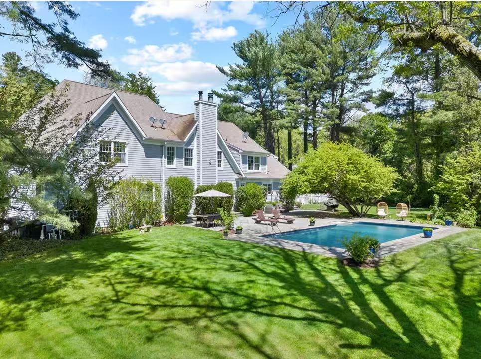 47 Valley Road, Old Westbury, New York image 35