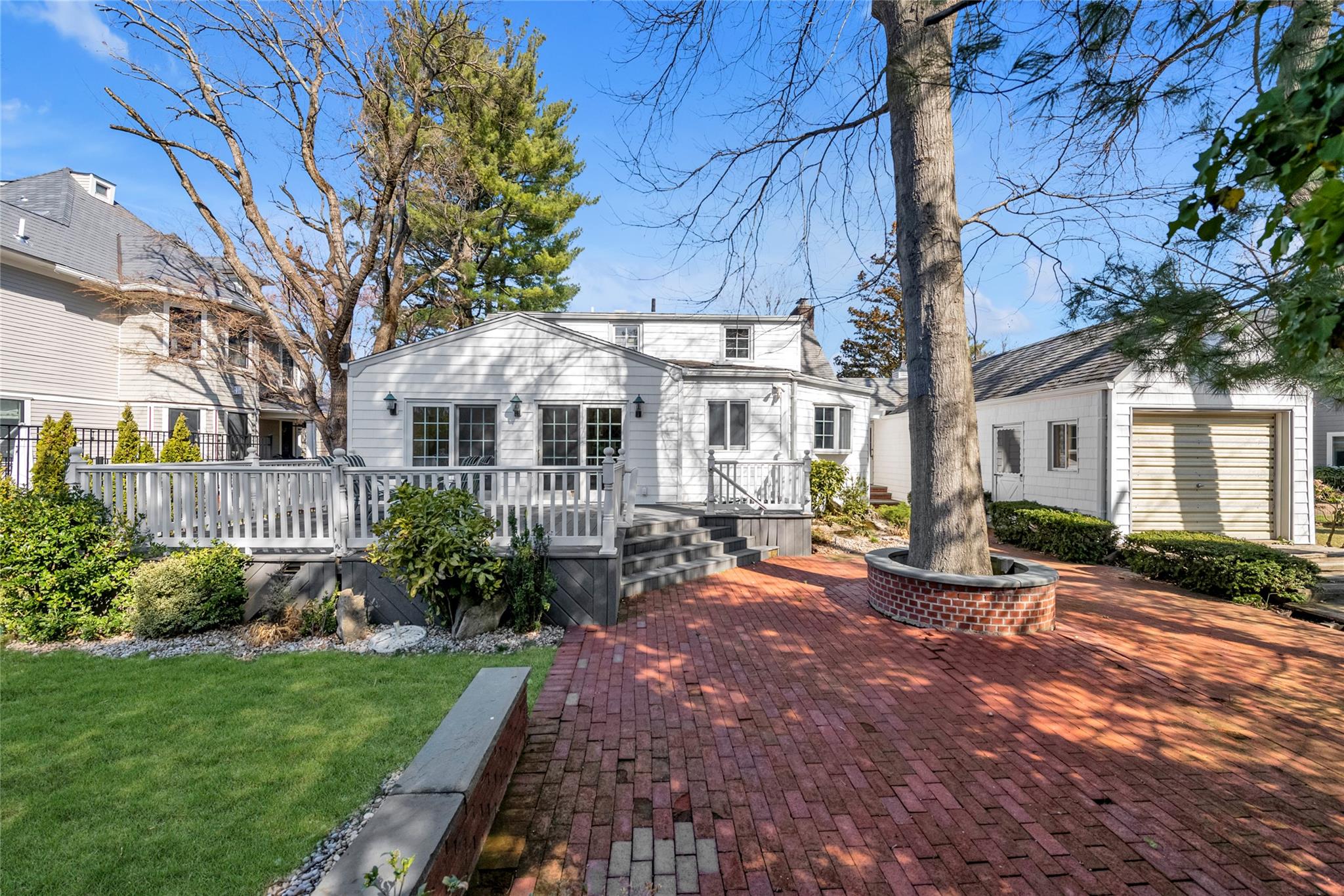 66 N Murray Avenue, Port Washington, New York image 16