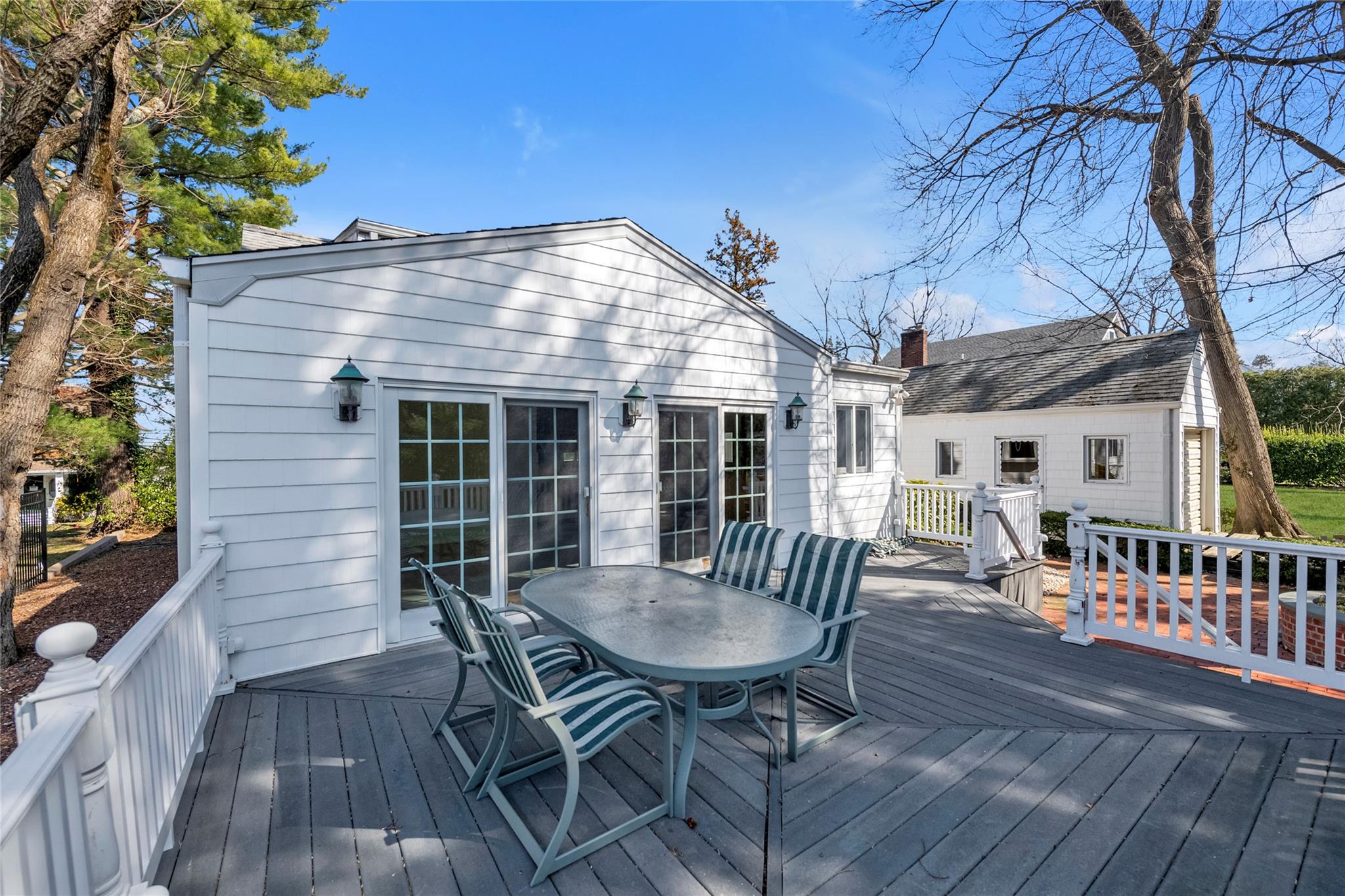 66 N Murray Avenue, Port Washington, New York image 15
