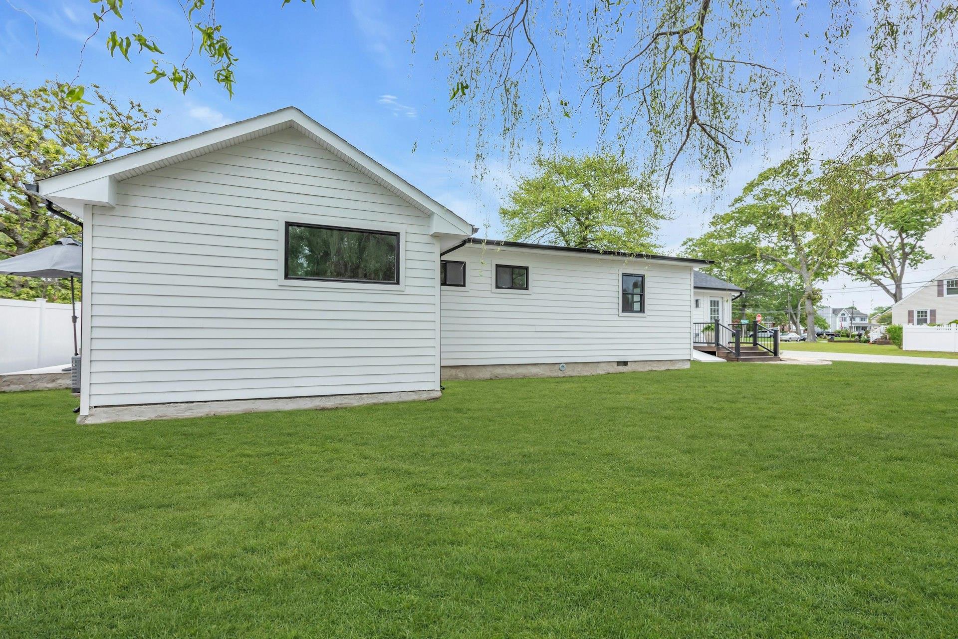 12 Edwards Lane, Blue Point, New York image 36