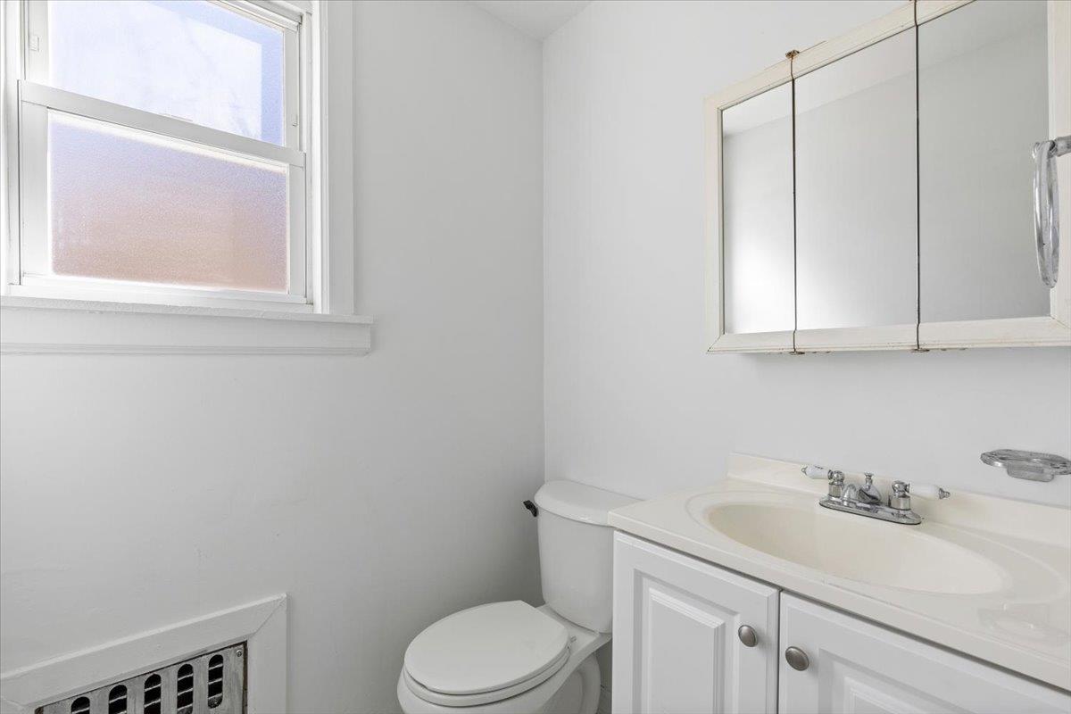 34 Elinor Place, Yonkers, New York image 10