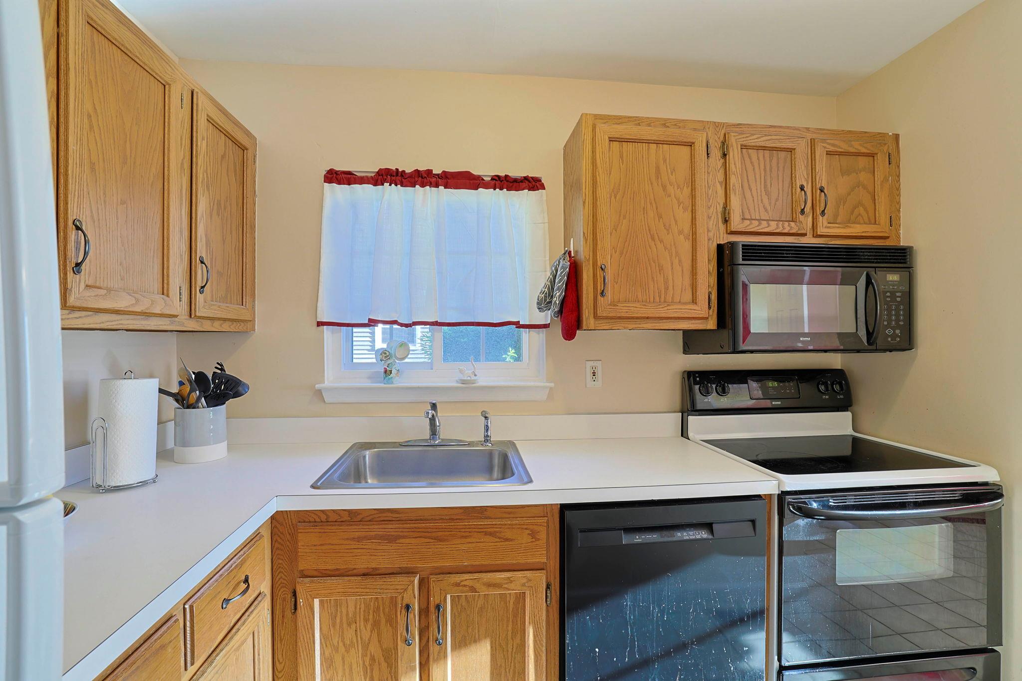 601 Covington Green Lane, Patterson, New York image 6