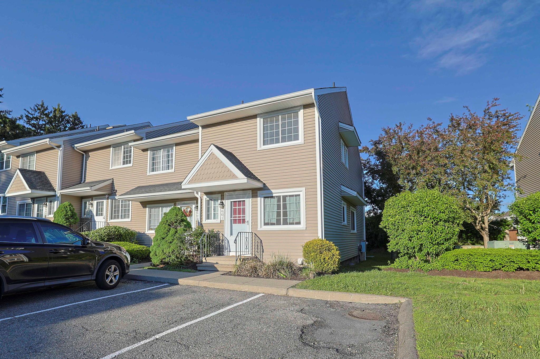 601 Covington Green Lane, Patterson, New York image 2