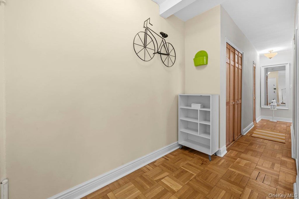 Photo of 5500 Fieldston Road #6FF, Bronx, NY 10471 (MLS # 1058077)