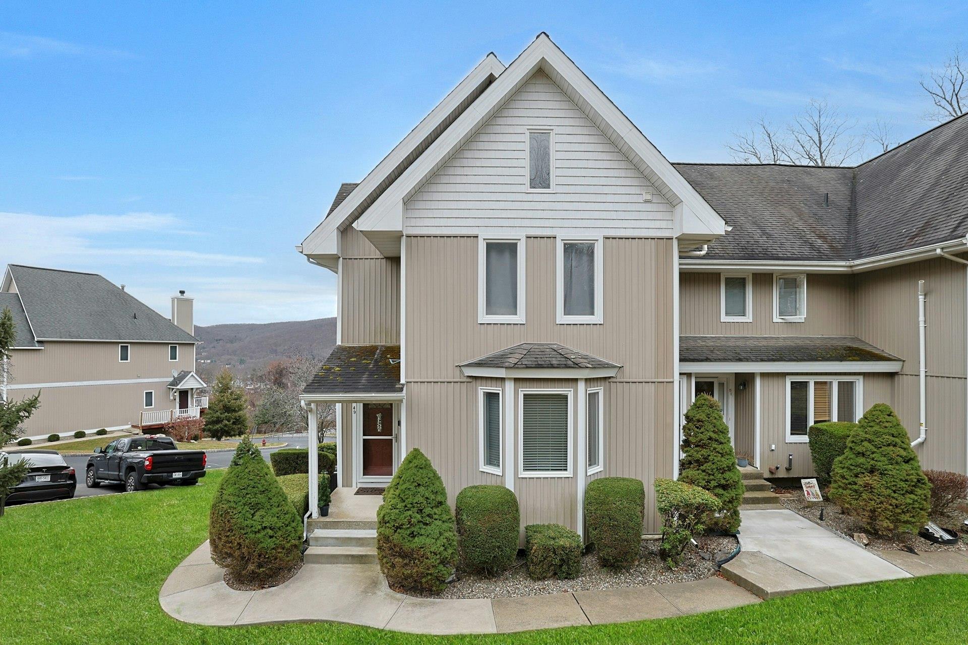 49 Corbin Hill Road