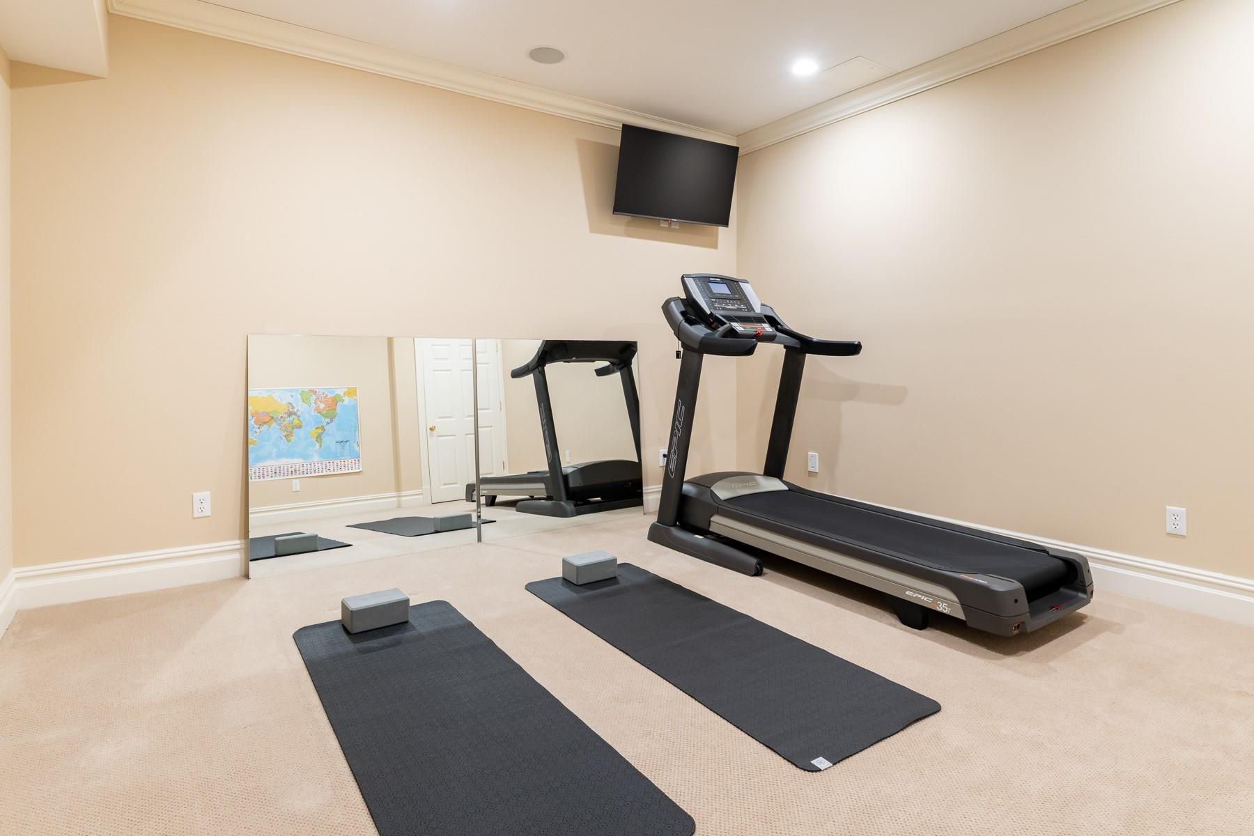 182 Taconic Road, Greenwich, Connecticut image 39
