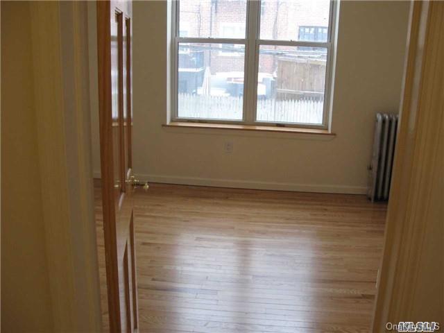 21-07 38 Street