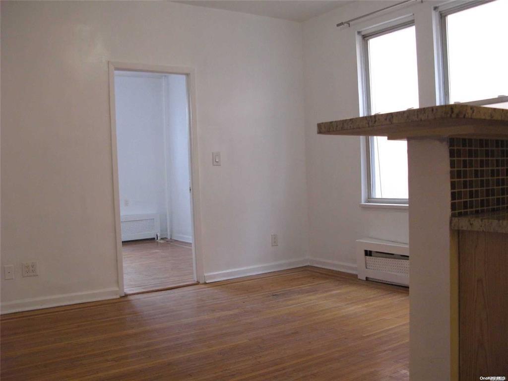 21-07 38 Street