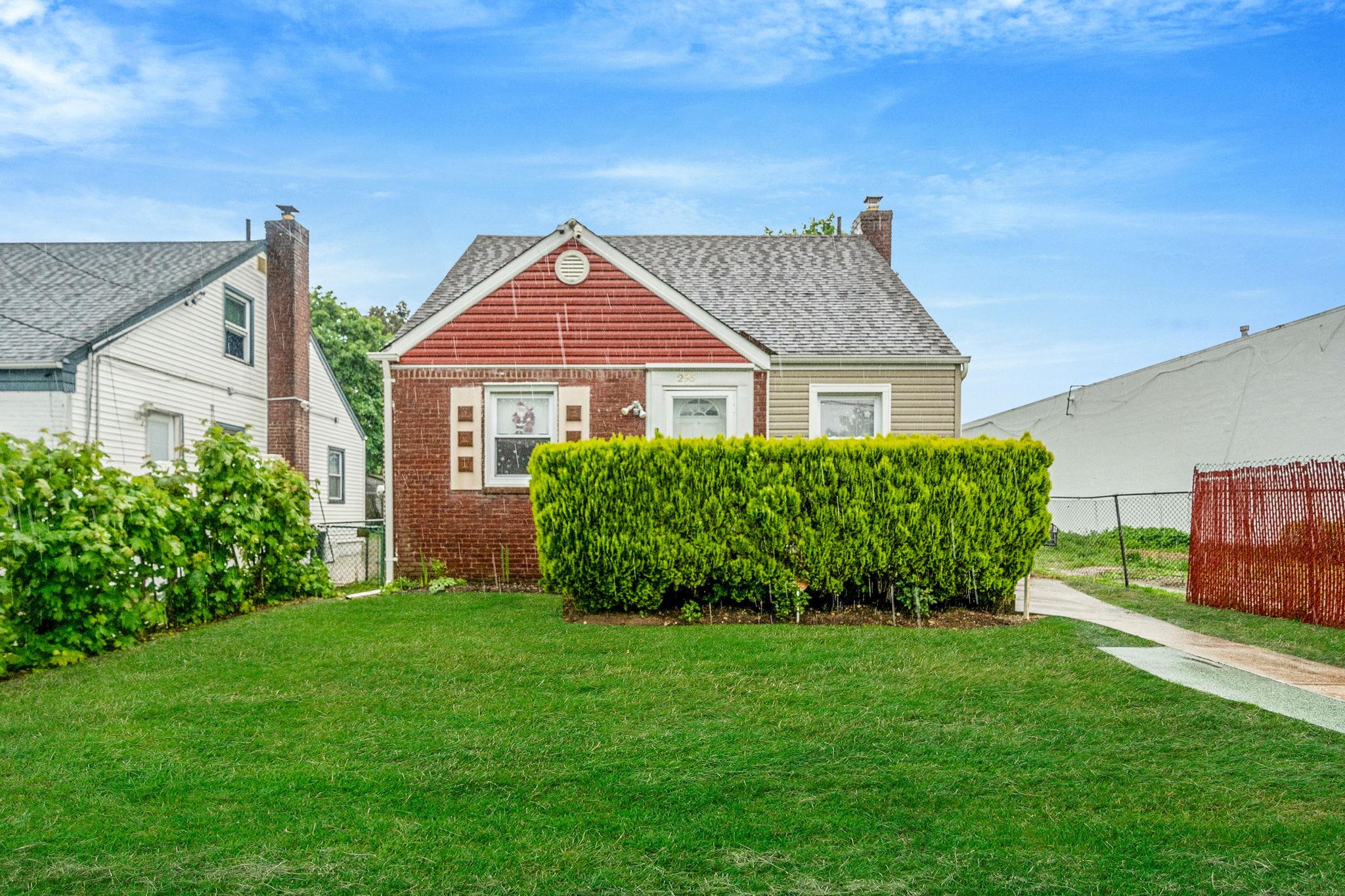 296 Chester Street, Uniondale, New York image 1