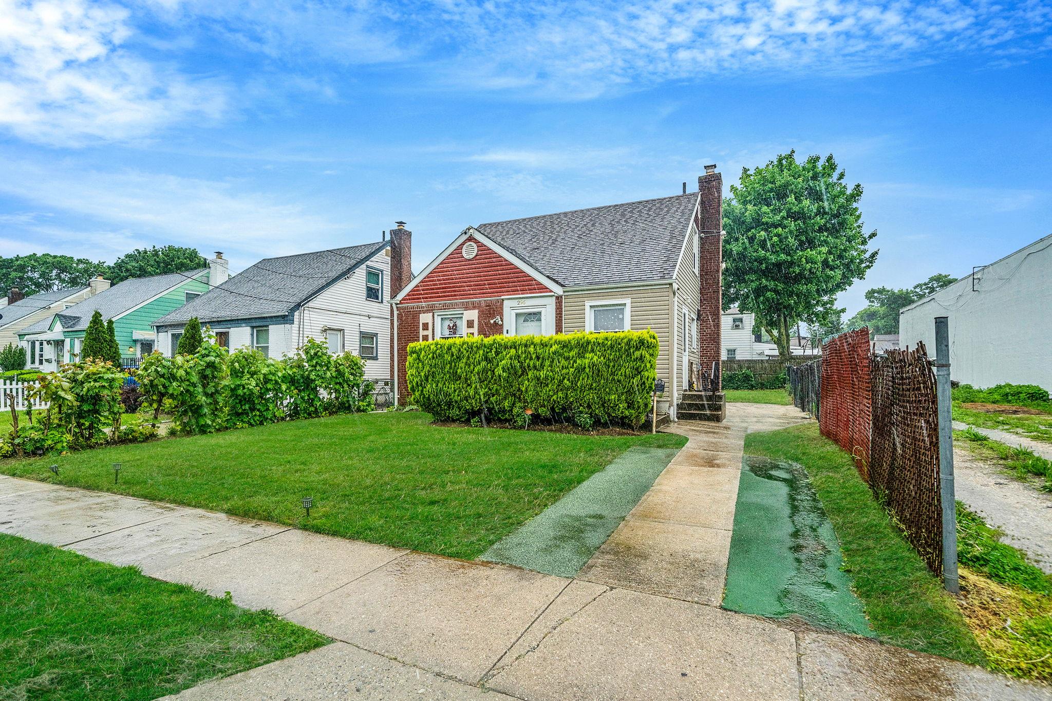 296 Chester Street, Uniondale, New York image 2