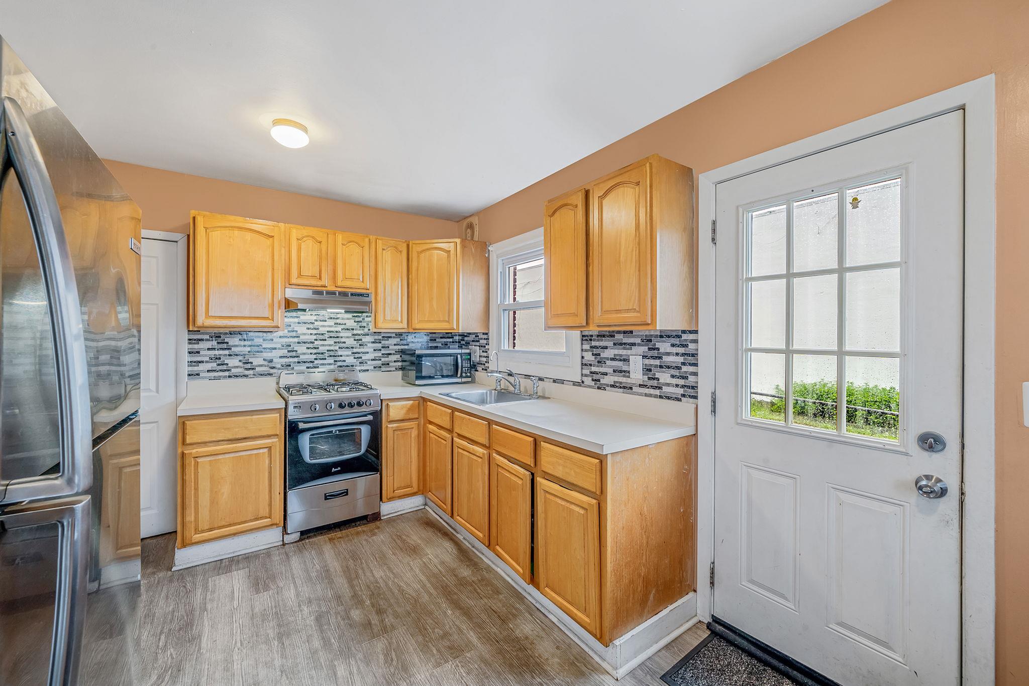 296 Chester Street, Uniondale, New York image 10