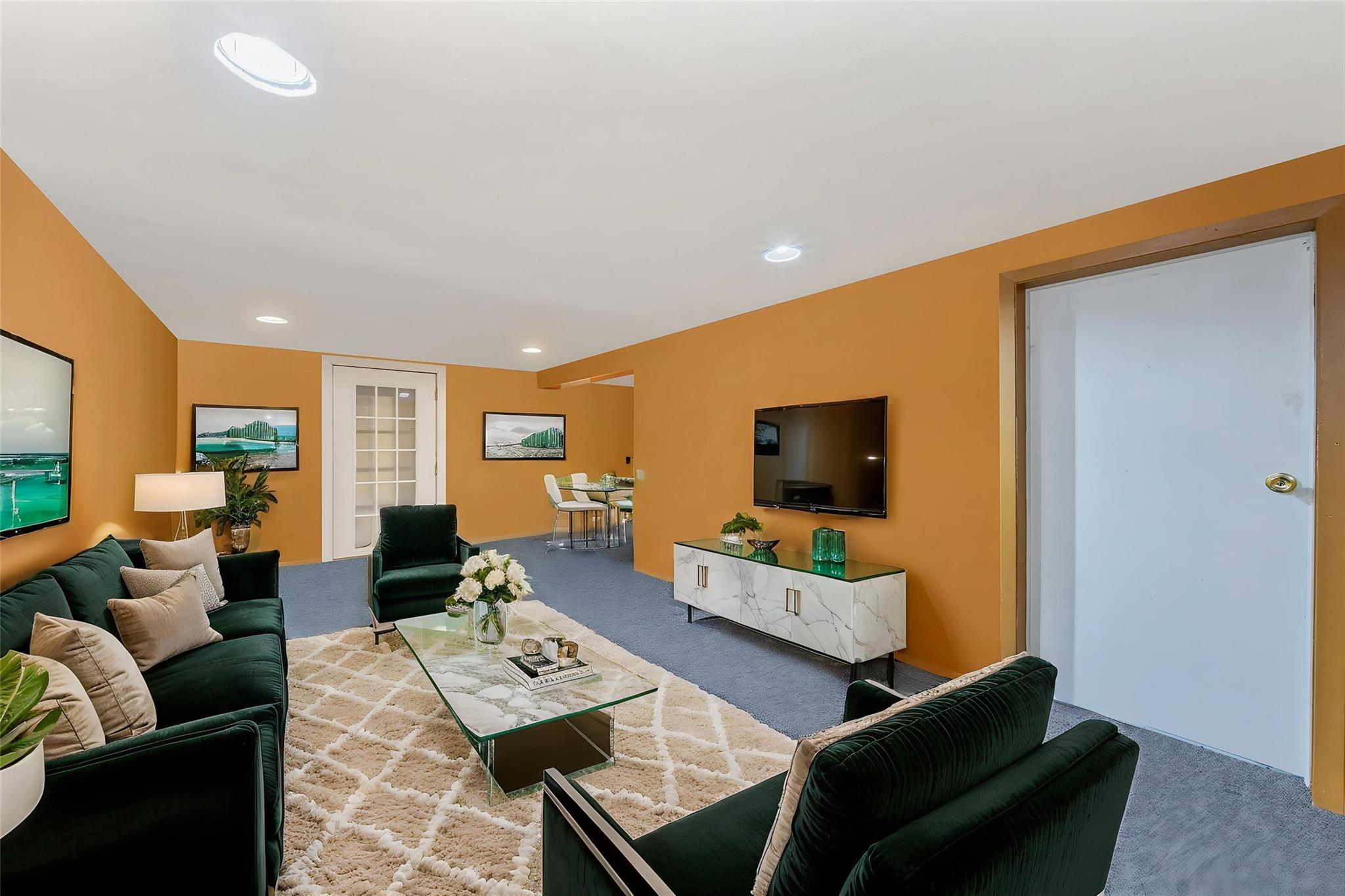 296 Chester Street, Uniondale, New York image 24